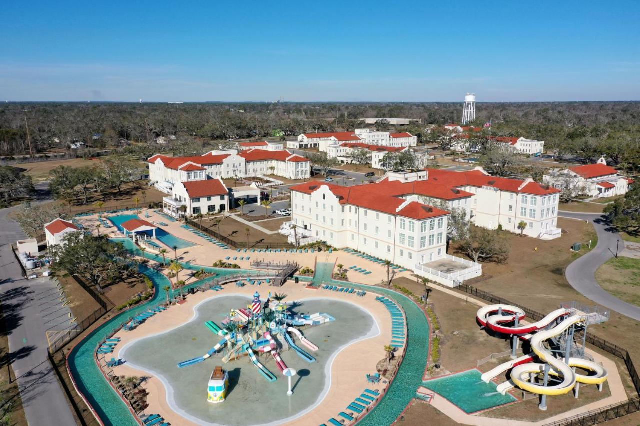 Centennial Plaza Resort Gulfport Exteriör bild